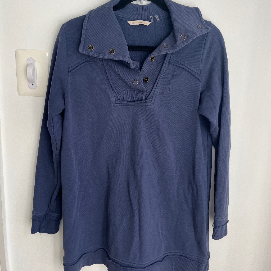 Soft Surroundings Pullover Tunic M Long Sleeve Raw Hem Tunnel Neck Snap Blue
